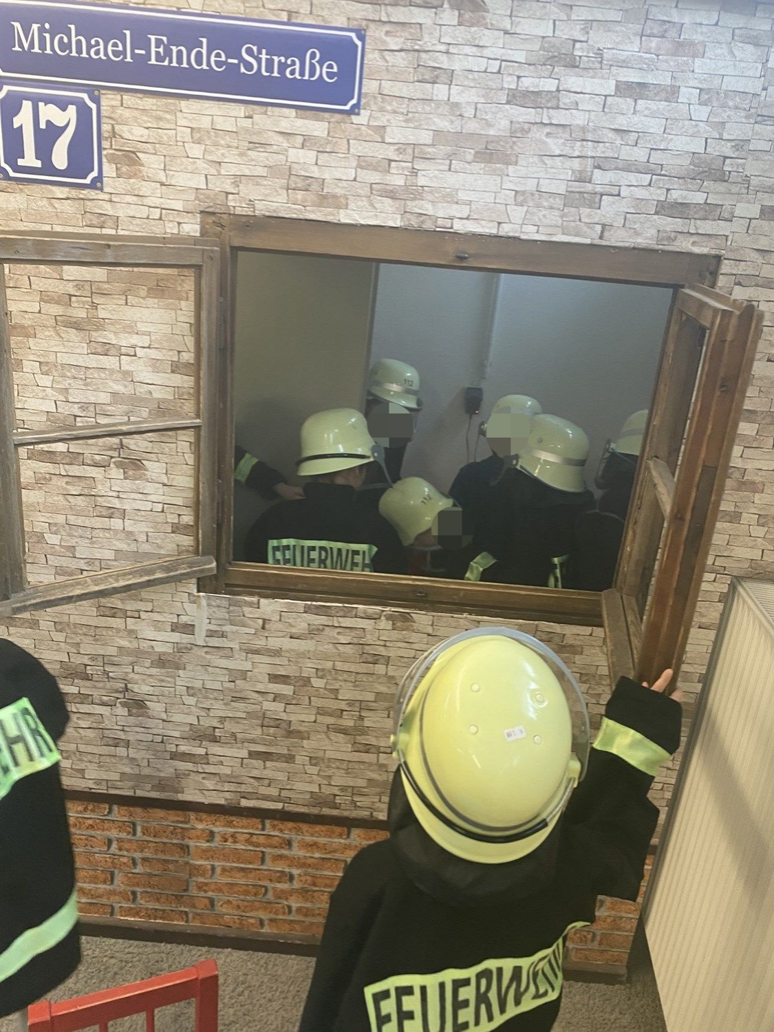 Feuerwehrmänner 25